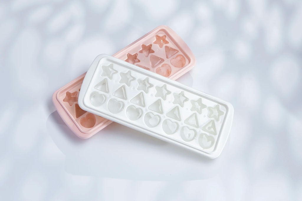 Khay đá sáng tạo Kari 21 viên (có nắp) - Trắng ngọc