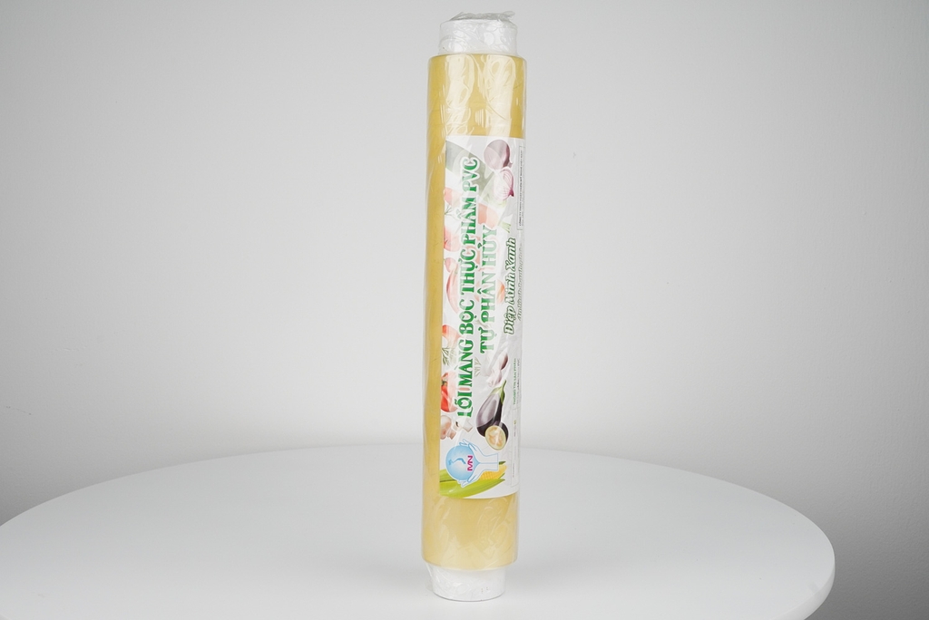 Lõi màng bọc thực phẩm PVC tự phân hủy Diệp Minh Xanh 30cm x 150m