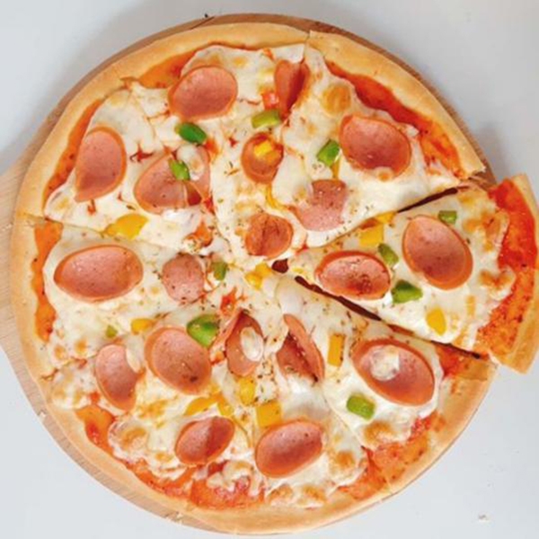 [HCM] Bánh Pizza xúc xích 200g