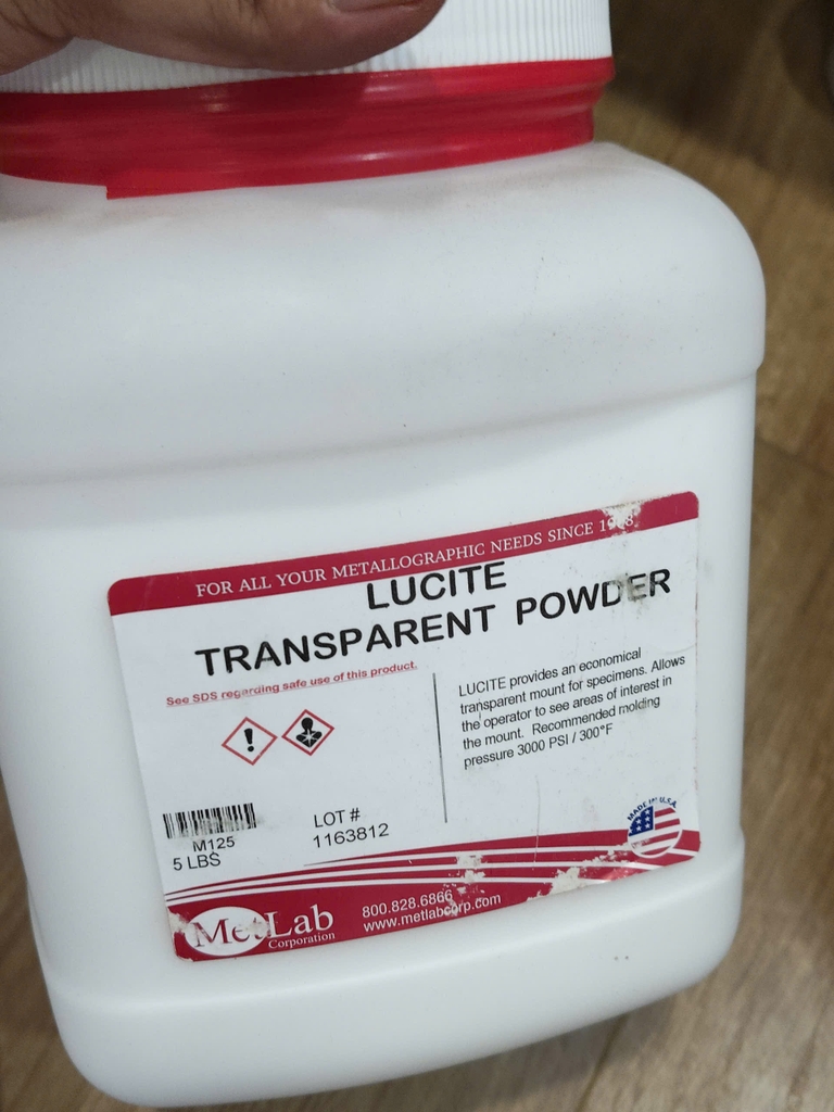 Bột đúc mẫu trong suốt M125
