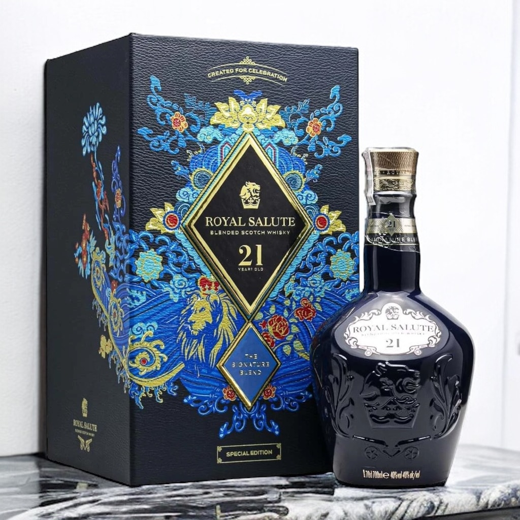 Rượu whisky pha trộn Scotland Royal Salute 21 năm