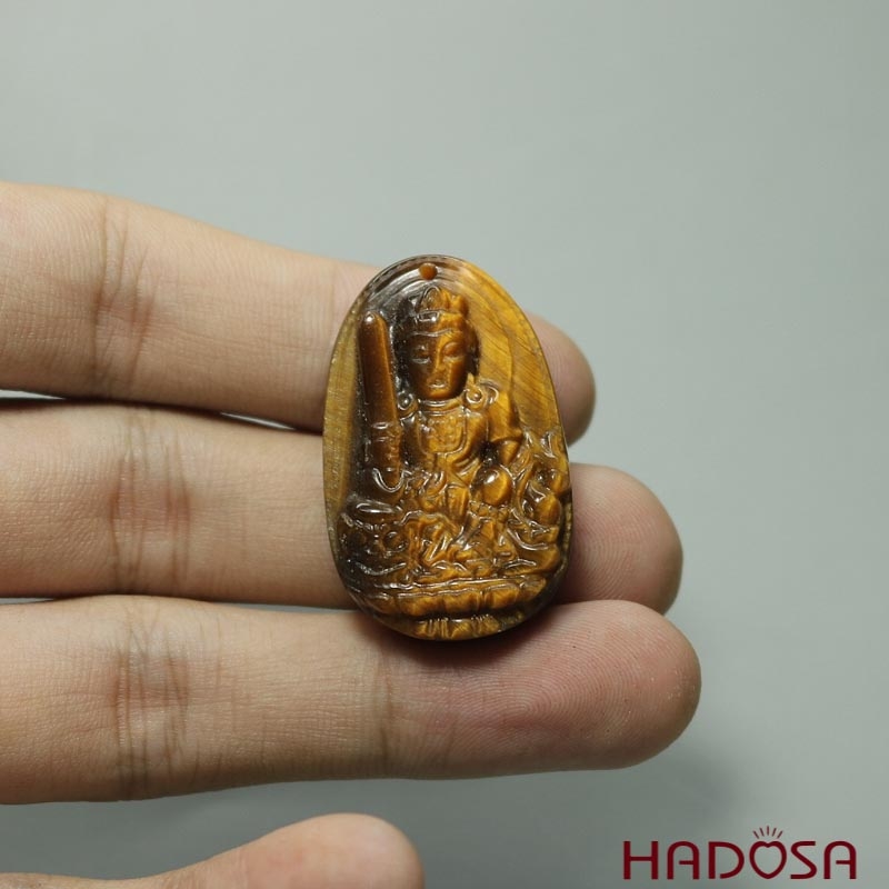 Phật b.mệnh Mắt hổ Vân Thù Bồ Tát (Mão) 37*24*10mm