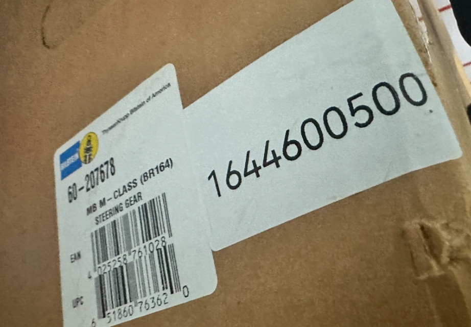 Thước lái Mercedes class/ ML class GL450 GL550 A1644600500