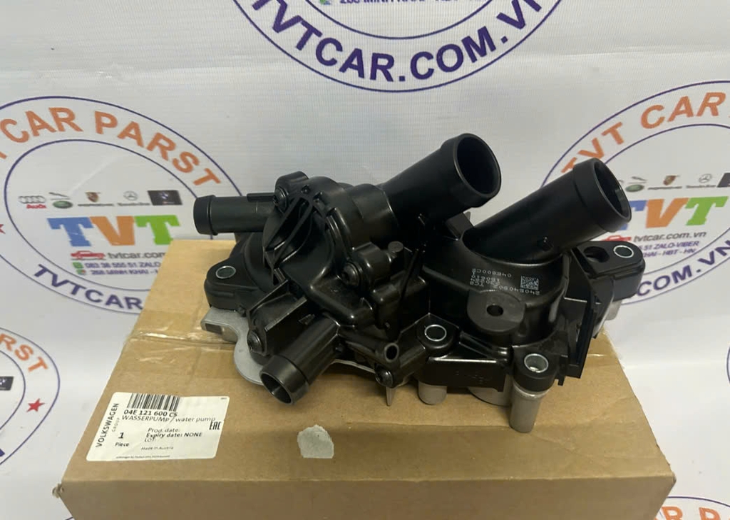 04E121600CS -Cụm bơm nước van hằng nhiệt AUDI Q3 , Volkswagen