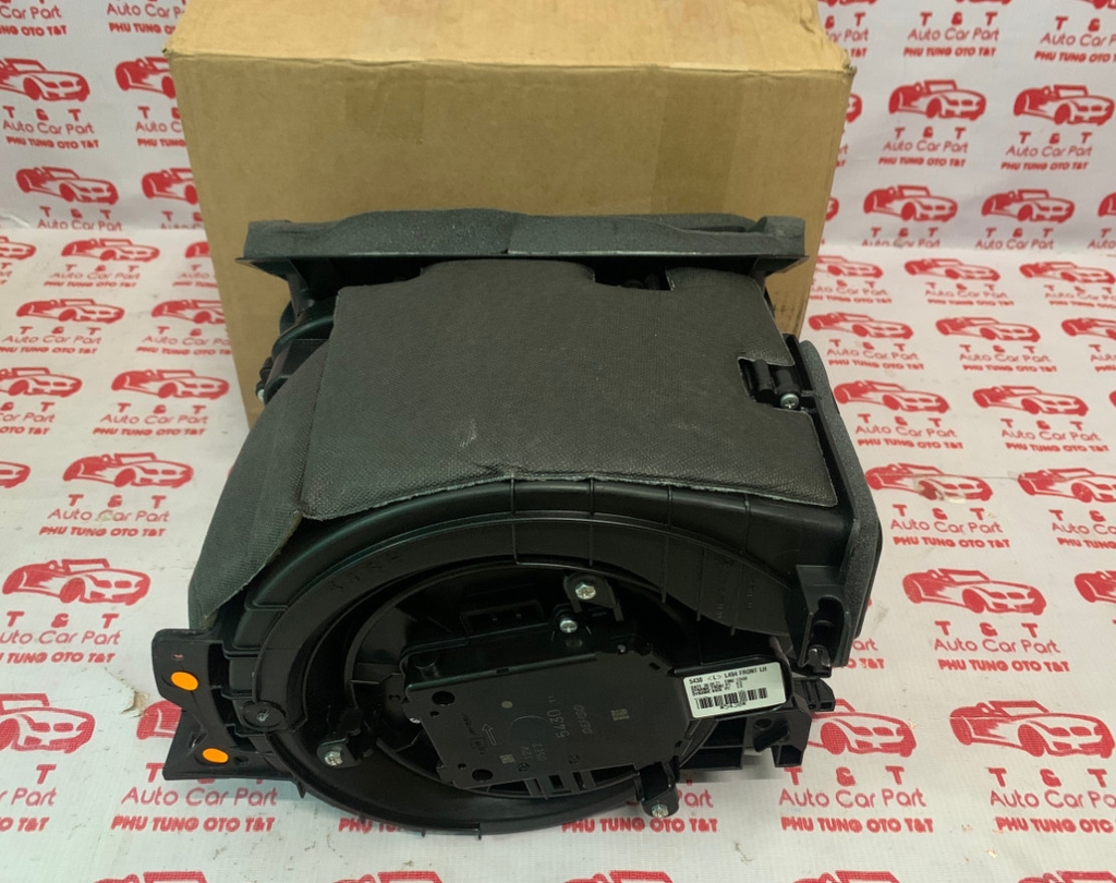 LR112155  HỘP Quạt gió điều hòa  LAND ROVER