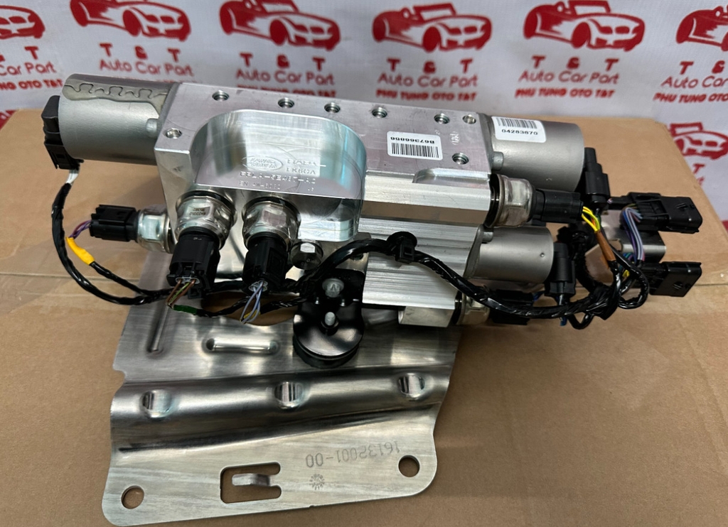 LR072419-VAN CHIA DẦU THANH CÂN BẰNG LAND ROVER