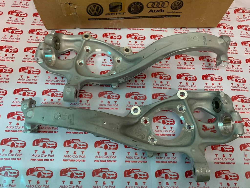 NGỖNG MAI Ơ AUDI A8 -4H0407254M-4H0407253M