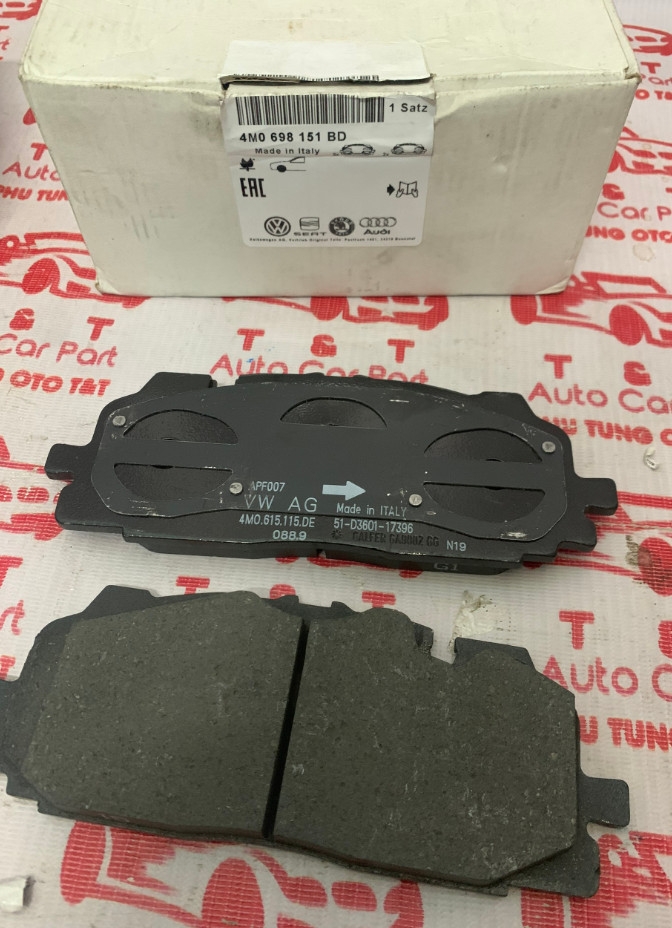 Má phanh (Bố thắng )  trước  Audi Q7 2.0 2017 4M0698151BD