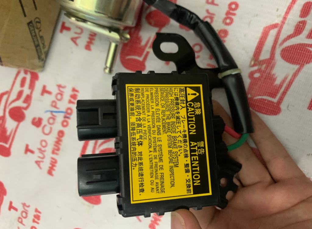 4707048020-47070-48020 Bơm hơi trợ lực ABS Lexus RX350 (4707048020-47070-48020)