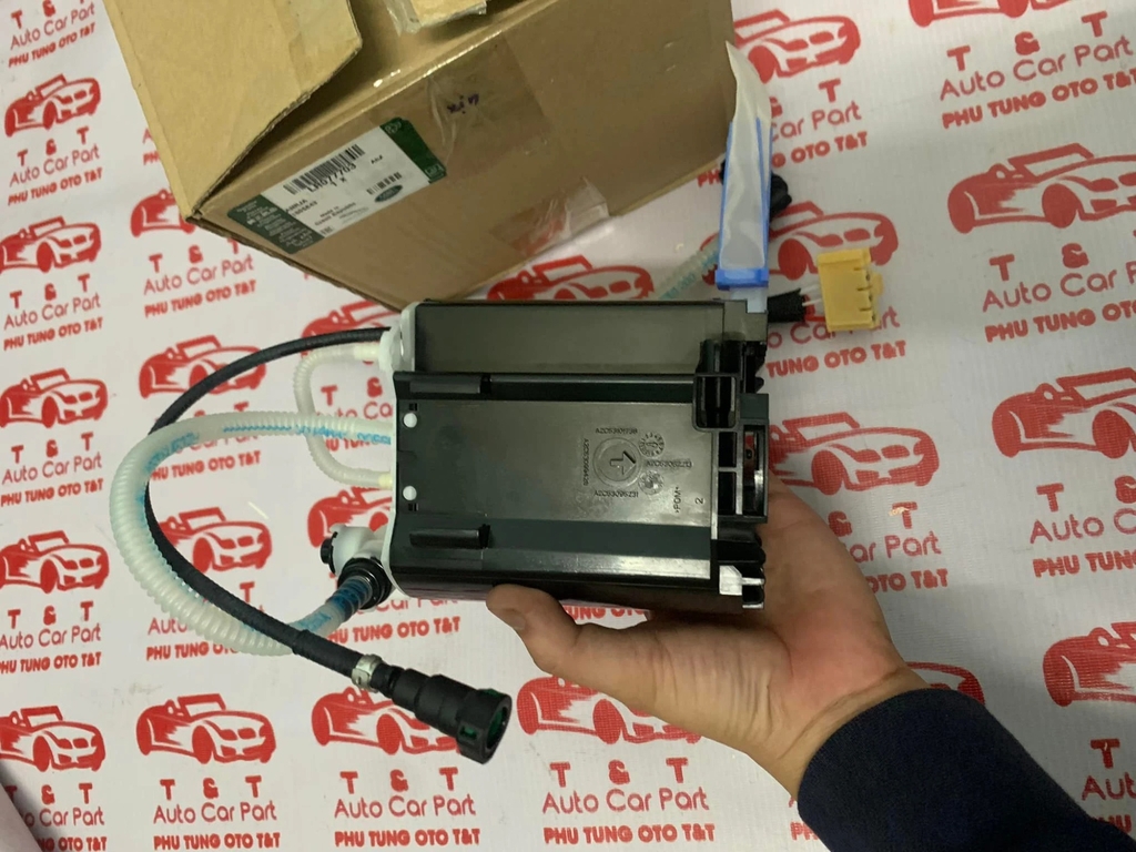 Bơm xăng (nhiên liệu) xe Range Rover Sport, IV - LR077703