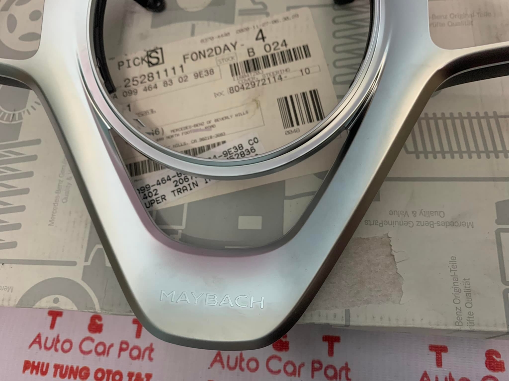ỐP vô lăng Maybach W222 A0994648302