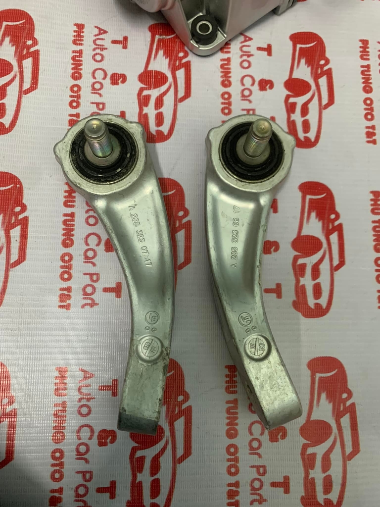 Rotuyn cân bằng trước Mercedes C200, C250, C300 W205 A2053230817 A2053230717