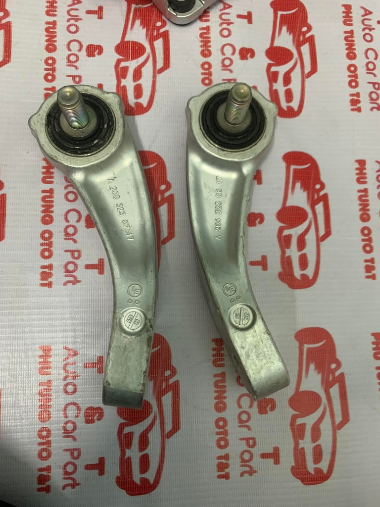 Rotuyn cân bằng trước Mercedes C200, C250, C300 W205 A2053230817 A2053230717