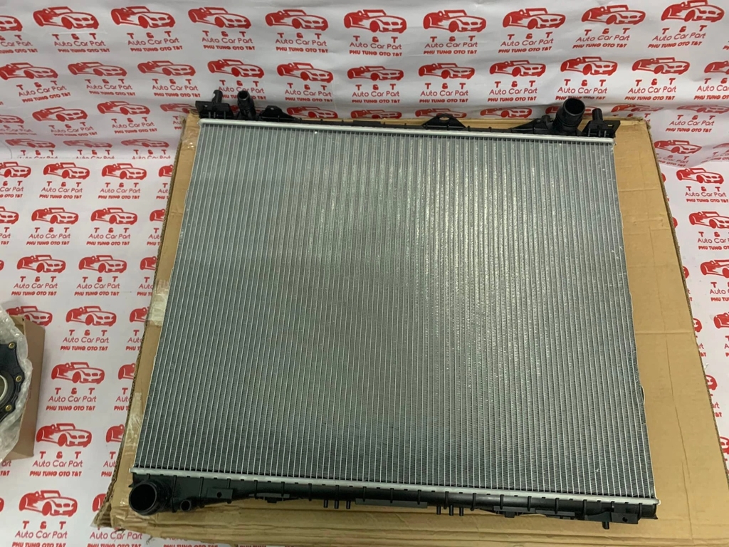 Két nước làm mát xe Range Rover Sport -Discovery-LR034553