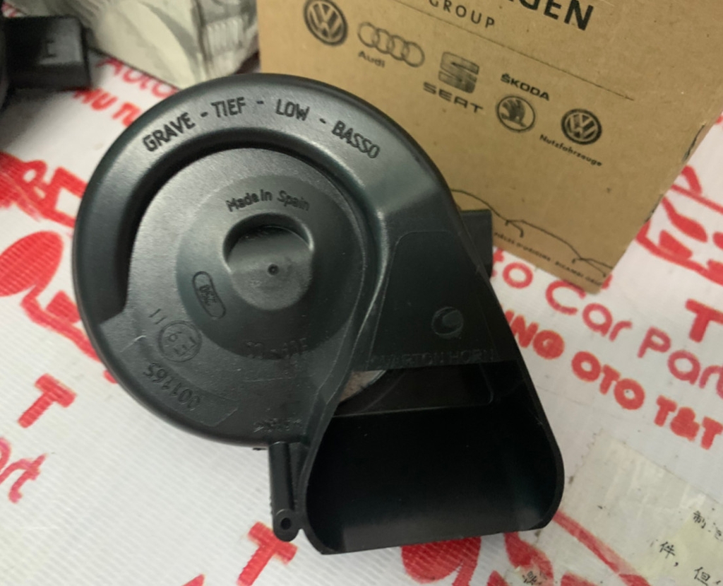 4L0951223 , 4L0951221Còi xe AUDI Q7 ,4L0 951 223 , 4L0 951 221