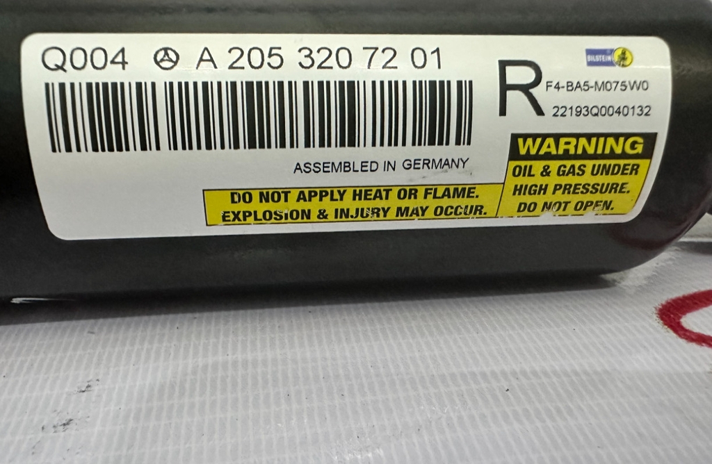 Giảm xóc sau Mercedes C300 2019 , A2053207201 -A2053207101