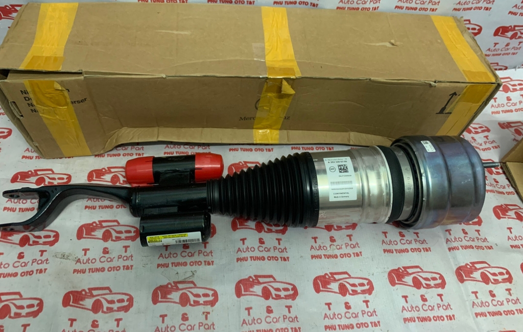 A2533206800 Giảm sóc trước phải Mercedes GLC300 GLC350