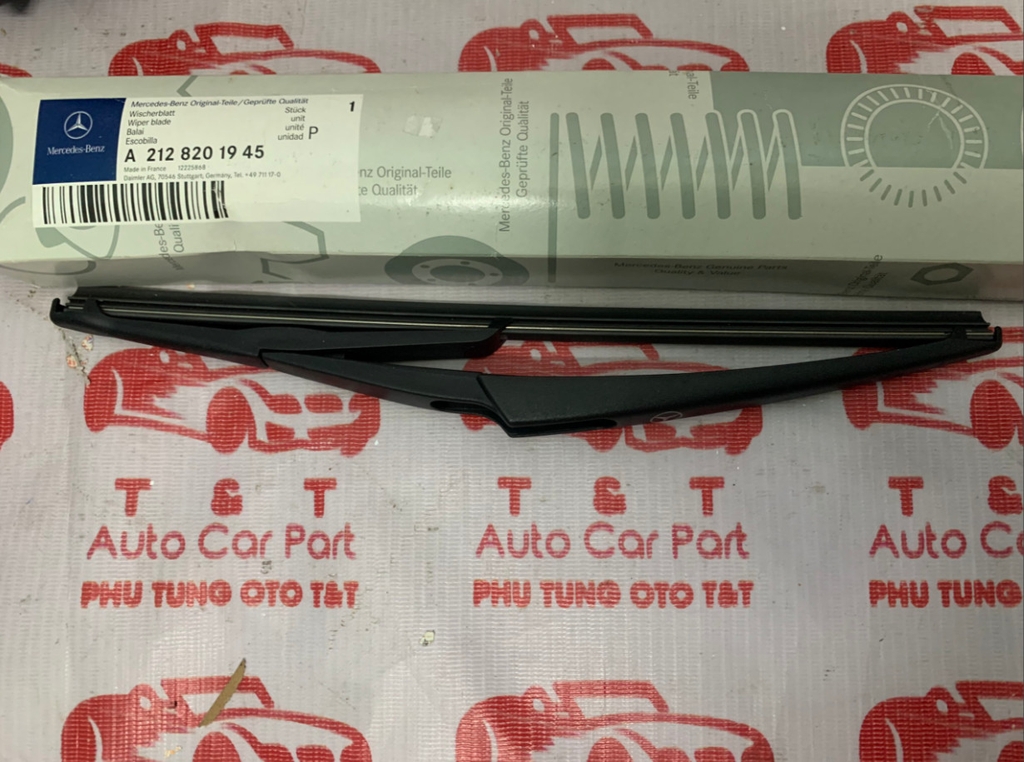 A2043300485   CHỔI GẠT MƯA MERCEDES E/GLK