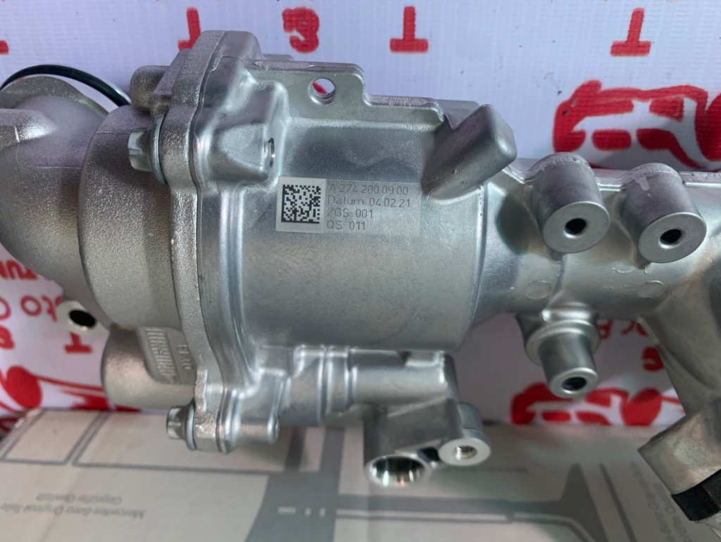 A2742000900 Bơm nước động cơ Mercedes E300