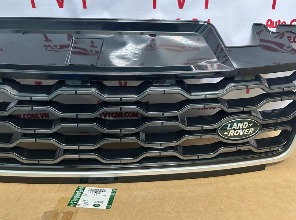 Mặt galang Land Rover Range Rover Sport L494 -LR116508