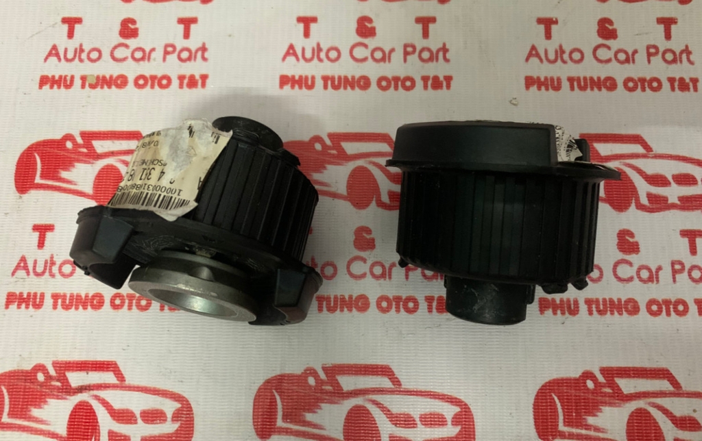 A2043510842- Cao su bệ đỡ cầu sau C class W204 C230