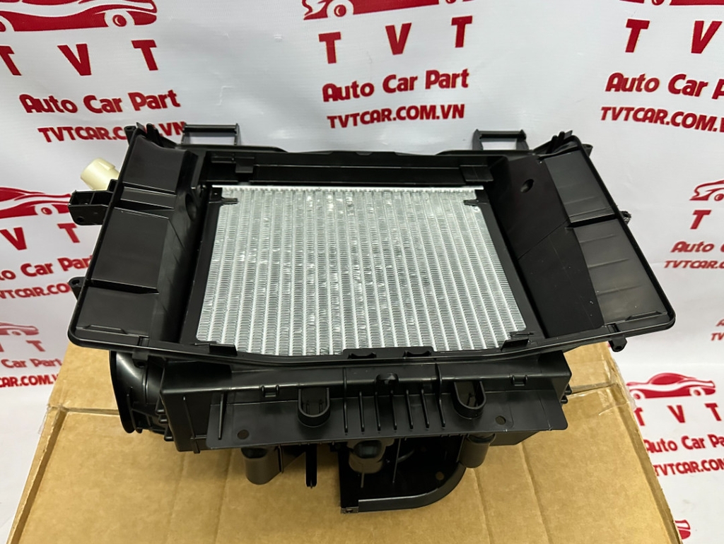 31497374-Dàn lạnh trước Volvo XC90