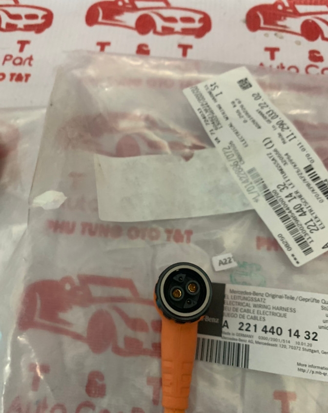 A2214401432 Dây cáp ắc quy Harness S400 Hybrid Mercedes