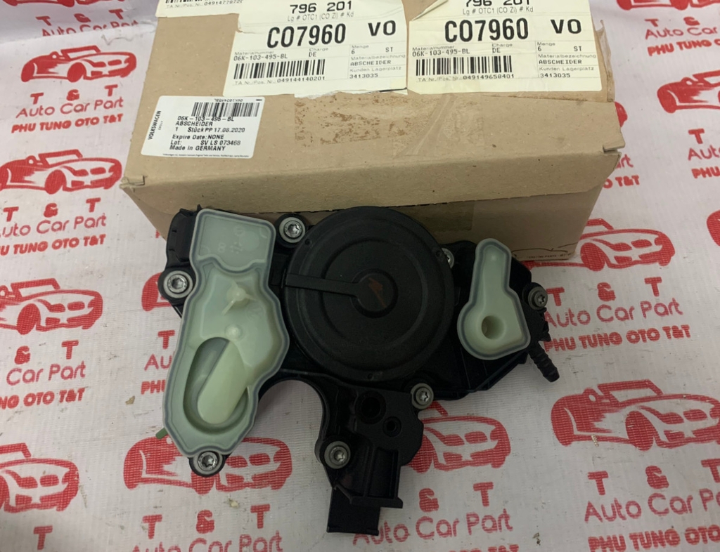 Van tách nhớt Audi Q5 2.0 06K103495BL