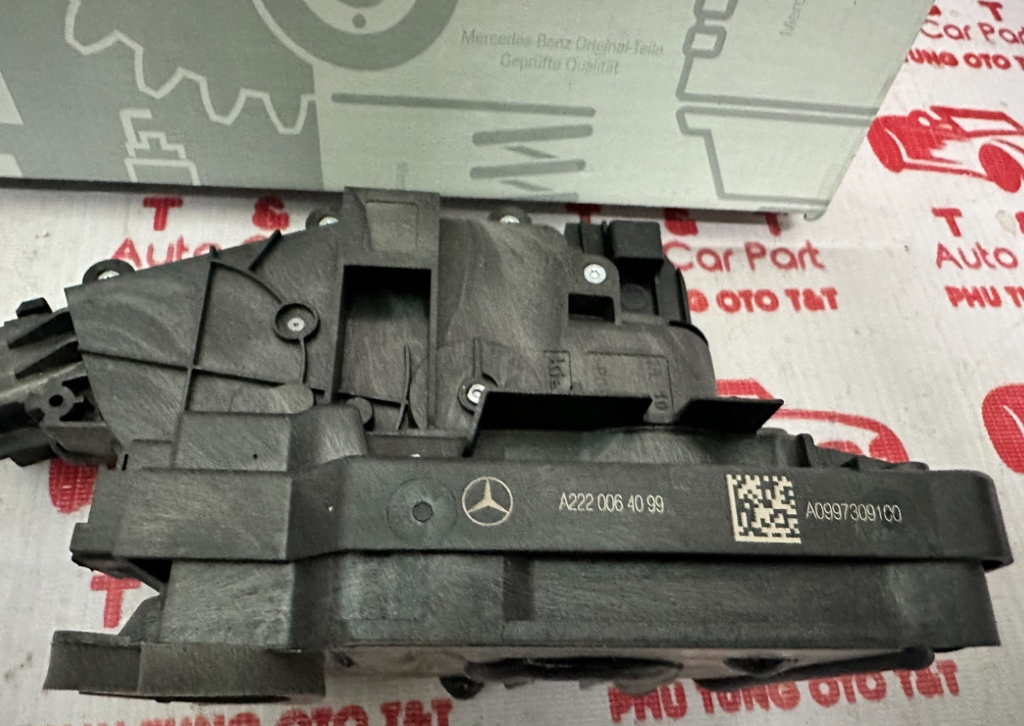 A0997309100-Ổ khóa cửa sau MERCEDES-BENZ W205