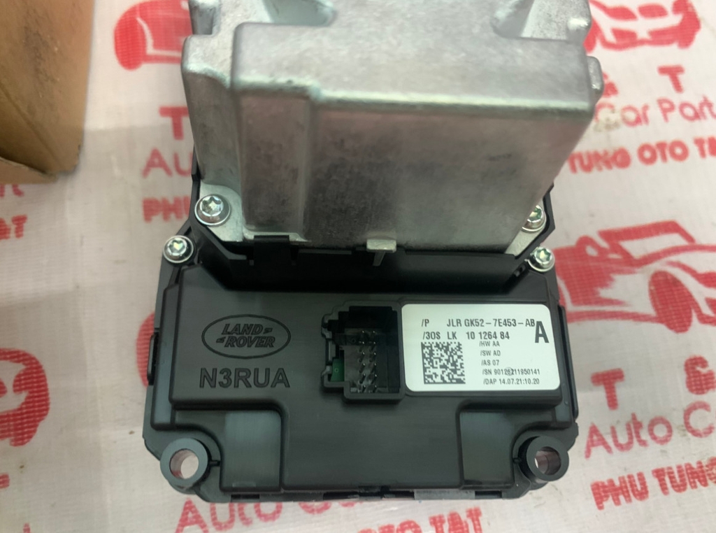 LR072305 Nút chỉnh điều khiển màn hình Land Rover