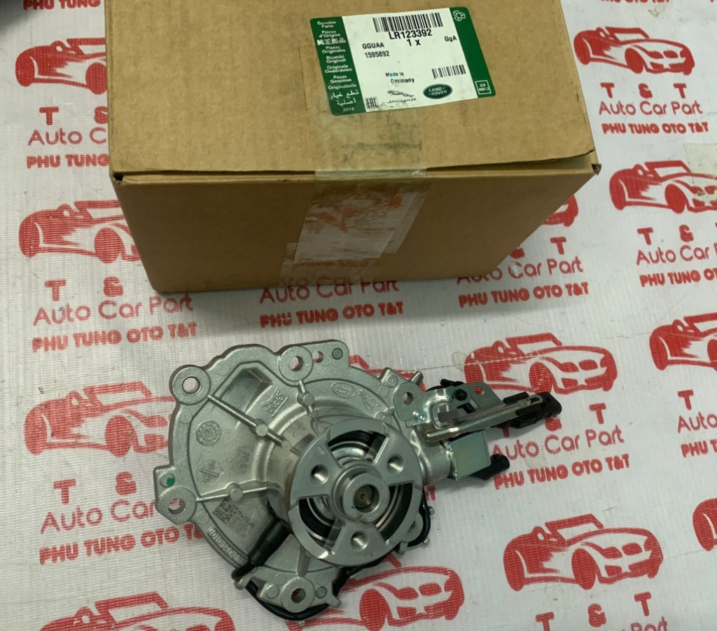 LR123392  Land Rover Pump - Water  Bơm nước Land Rover Discovery Sport 2.0