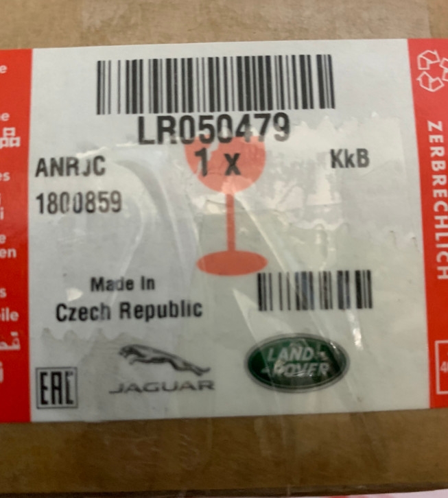 LR050479-  PHAO XĂNG  Land-Rover (LR050479)