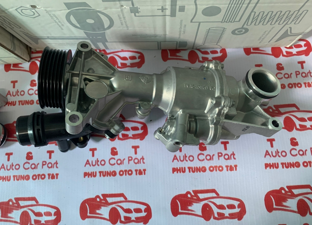 A2742000900 Bơm nước động cơ Mercedes E300