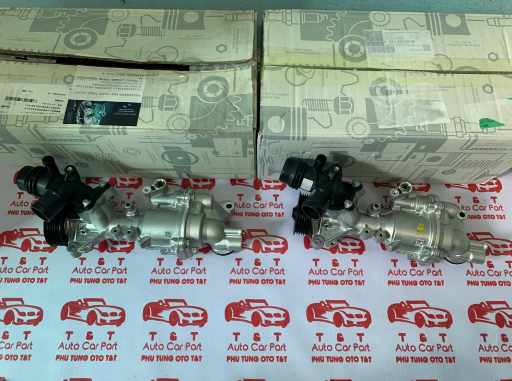 A2742000900 Bơm nước động cơ Mercedes E300