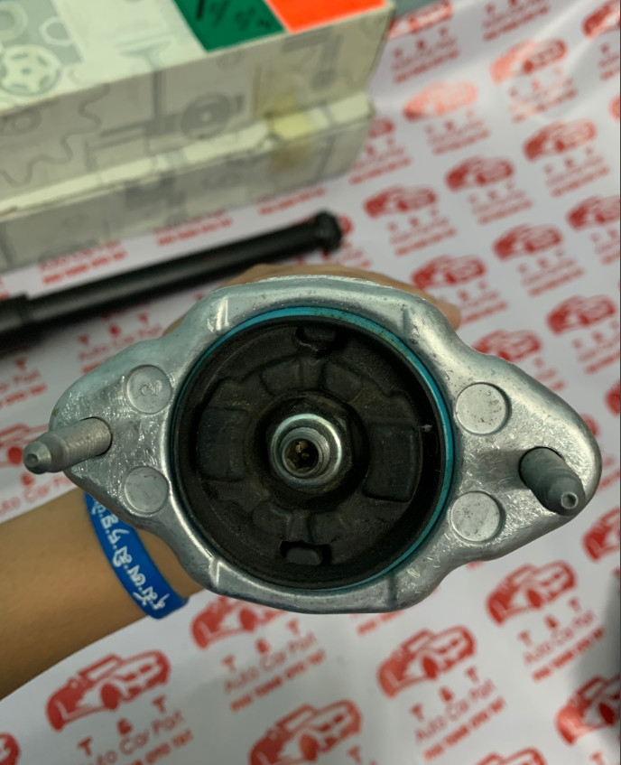 A2123200630-Giảm xóc sau Mercedes E200, E250, E300, E350 W212