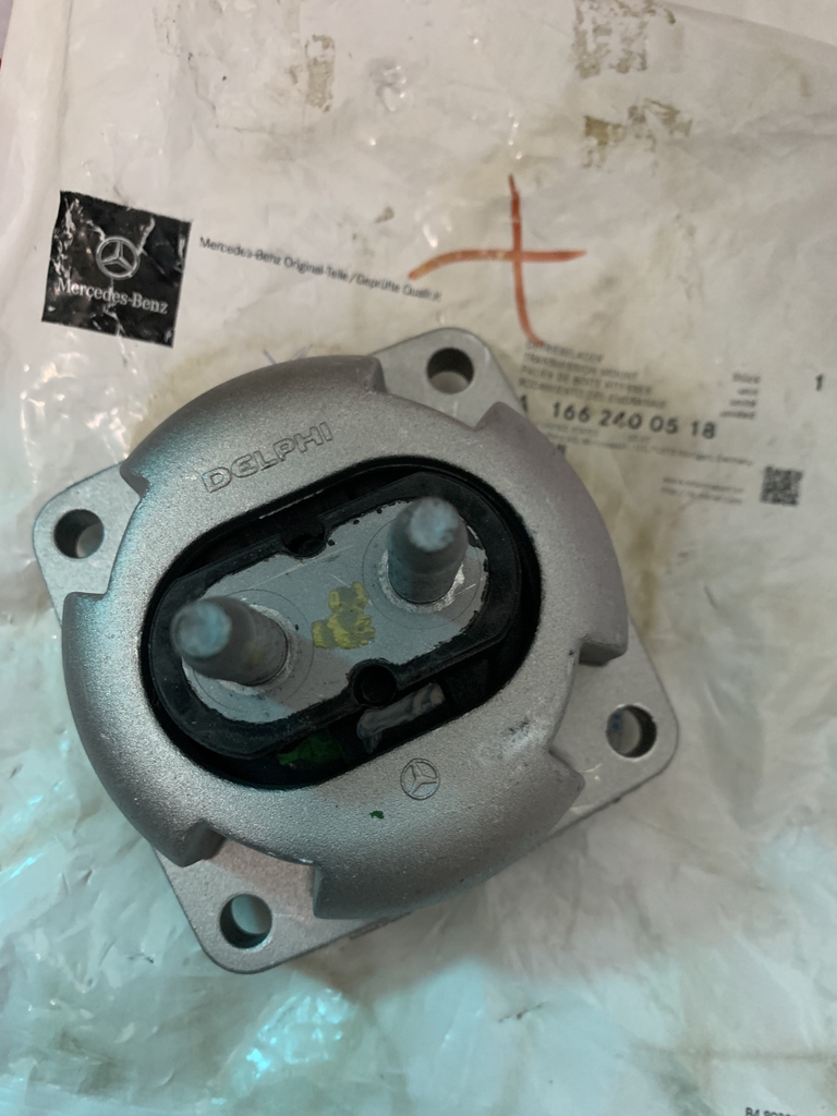 A1662400518-Cao su chân số R350 R500 W251, GL350 W164 - A1662400518