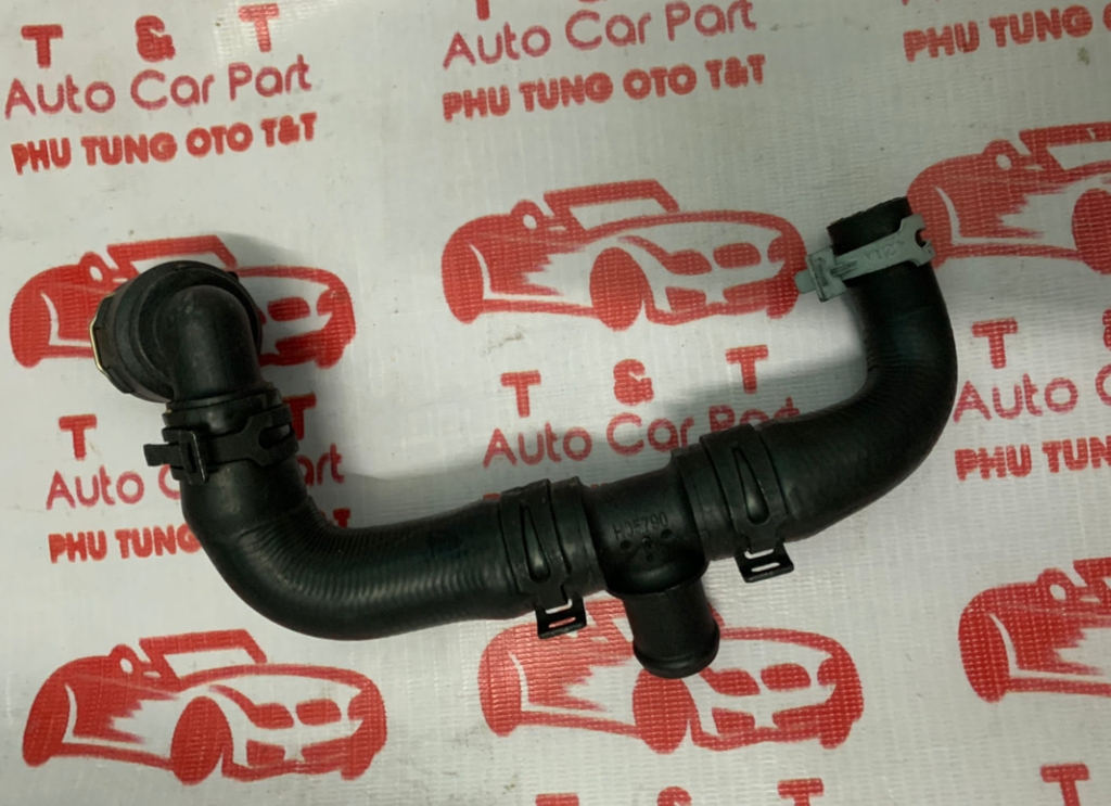 8K0121086AB  Ống nước Q5 2.0 8K0121086AB