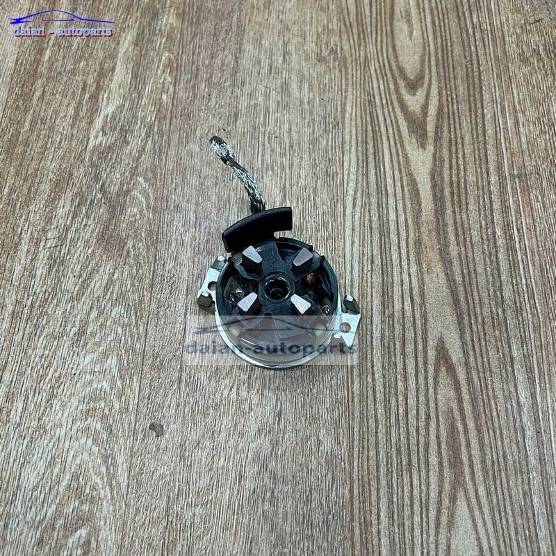 Giá chổi than đề Ford Ecosport CN1Z11002CT daianford.vn