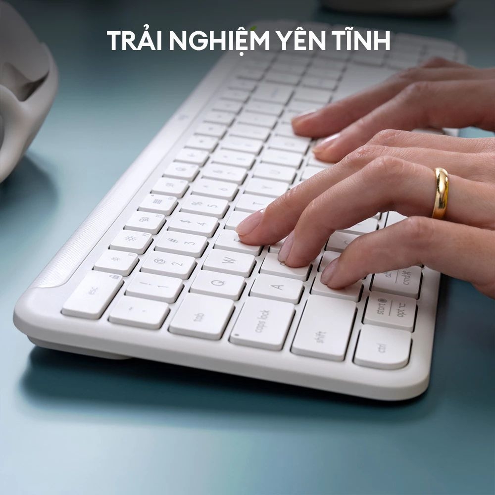Bàn phím không dây Logitech K950 Signature Slim