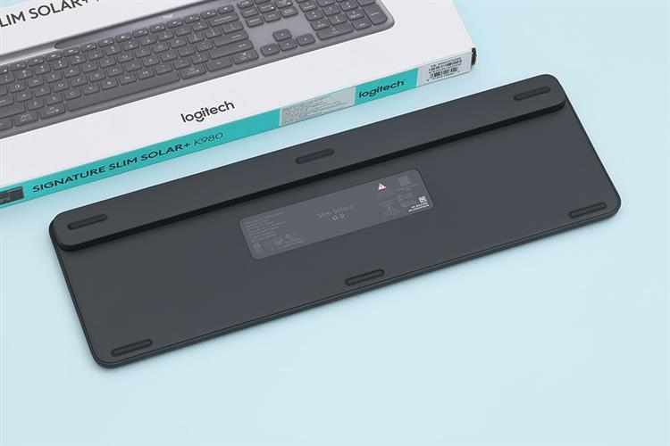 Bàn phím Bluetooth Logitech Slim Solar K980