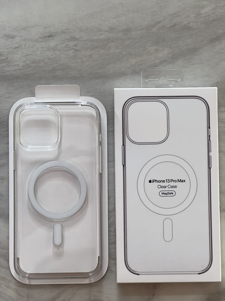 Ốp lưng Apple Clear Case hỗ trợ MagSafe cho iPhone 13 Pro Max