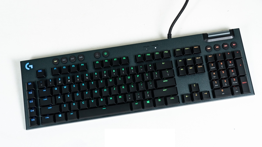 Bàn phím chơi game cơ học Logitech G813 RGB LIGHTSYNC Mechanical