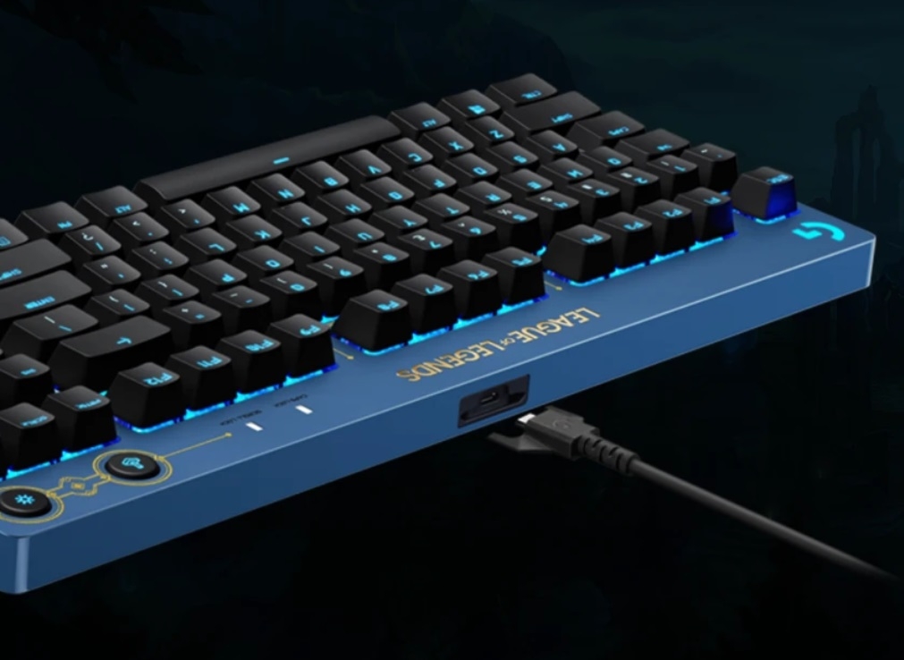 Bàn phím cơ Logitech Pro phiên bản LEAGUE OF LEGENDS
