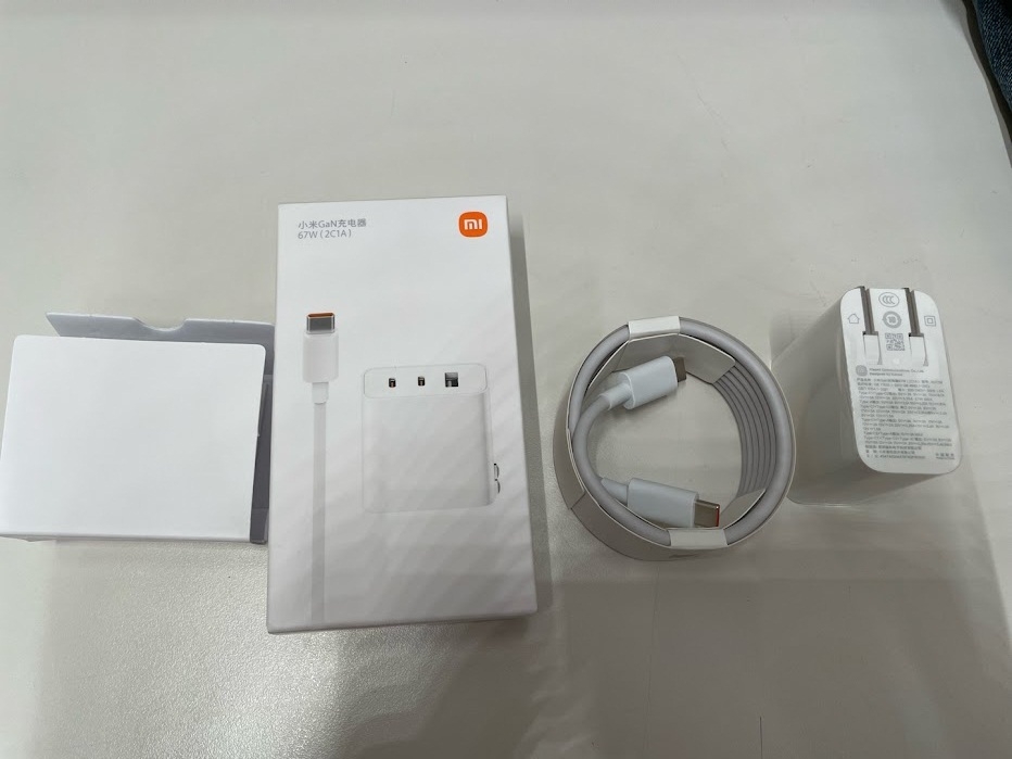 Củ sạc nhanh Xiaomi GaN 67W 2C1A kèm cáp type-C