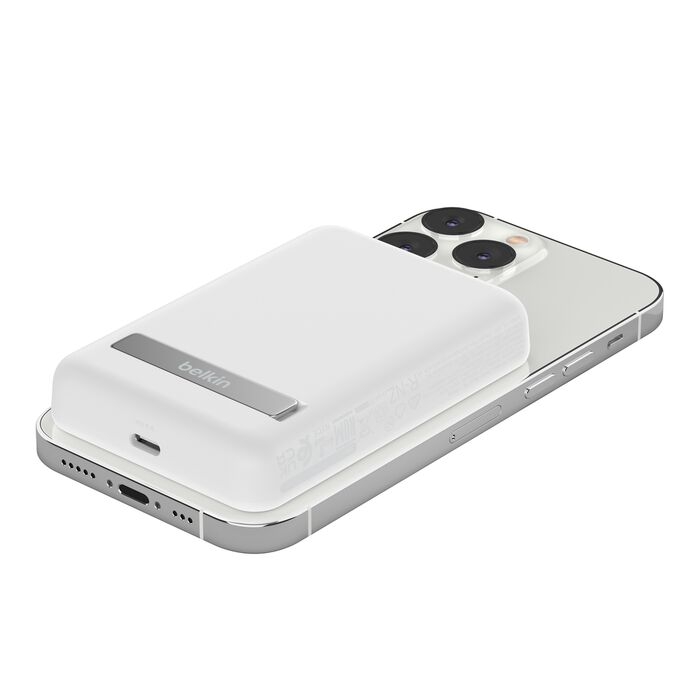 Pin sạc dự phòng Belkin BoostCharge Magnetic Wireless Power Bank 5000mAh