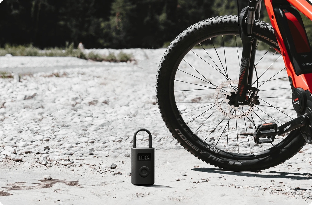 Máy Bơm Hơi Cầm Tay Xiaomi Portable Electric Air Compressor 2