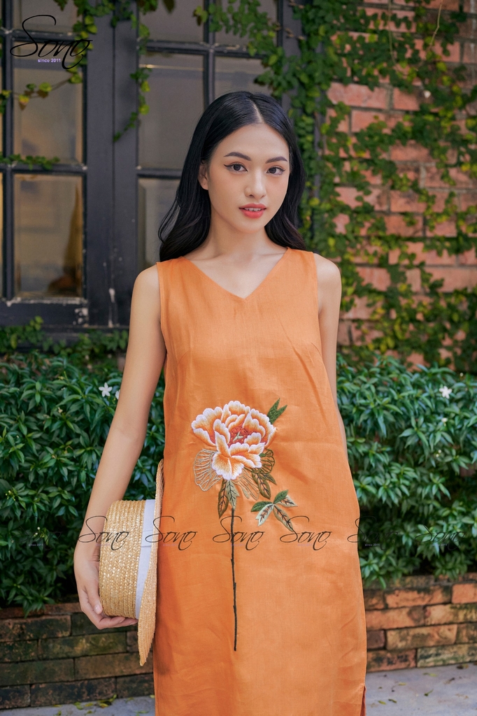 Đầm linen cổ tim tay phồng Cói Design