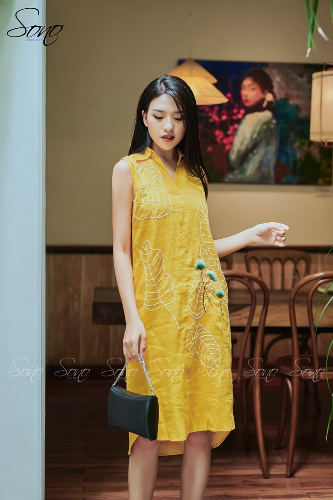 Đầm xòe kiểu sơ mi họa tiết ca rô cách điệu | Muasam24 - Yên Tâm Mua Sắm