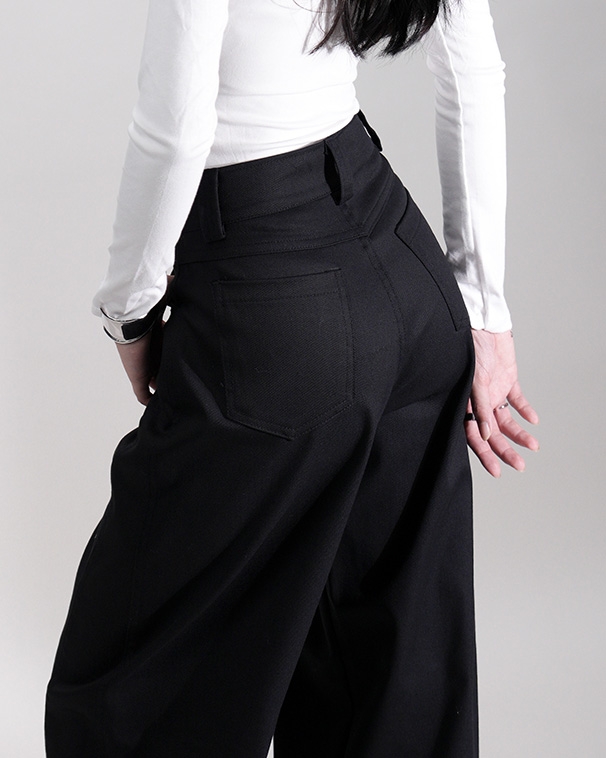 Quần Kaki Nữ Lưng Cao Ống Rộng Form Đứng Màu Đen | KQSTYLING High-Waist Wide-Leg