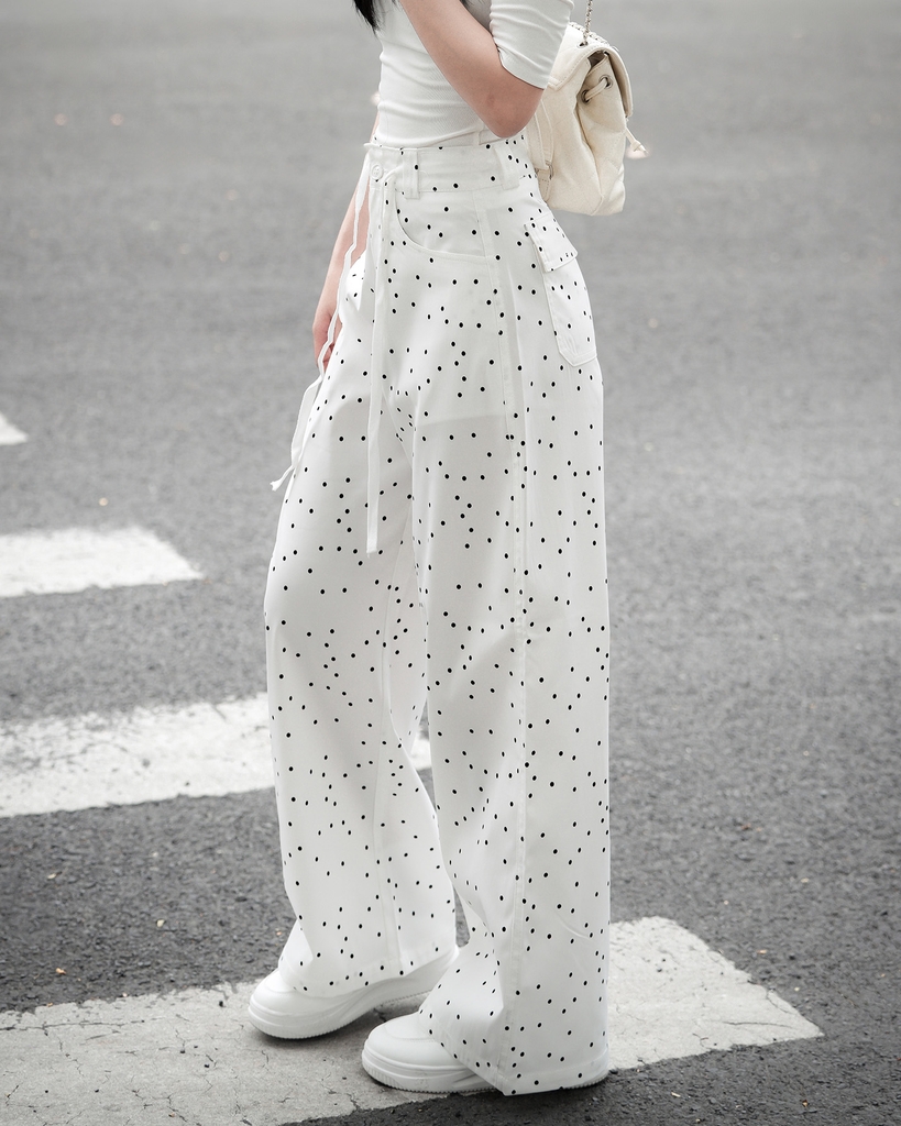 Quần Kaki Nữ Lưng Cao Ống Rộng Form Đứng Đơn giản | KQSTYLING High-Waist